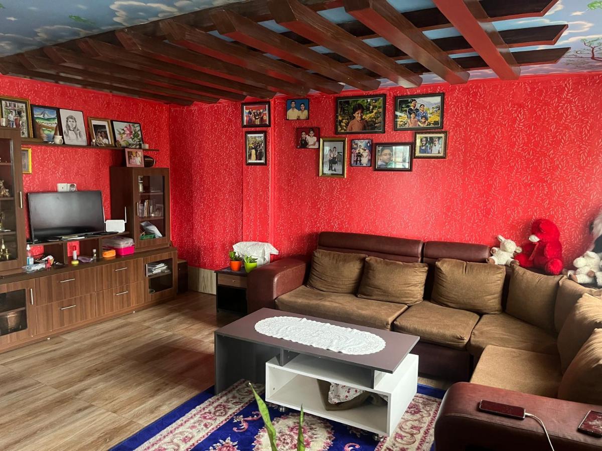 The North Face Inn'S Homestay Pokhara Exteriör bild