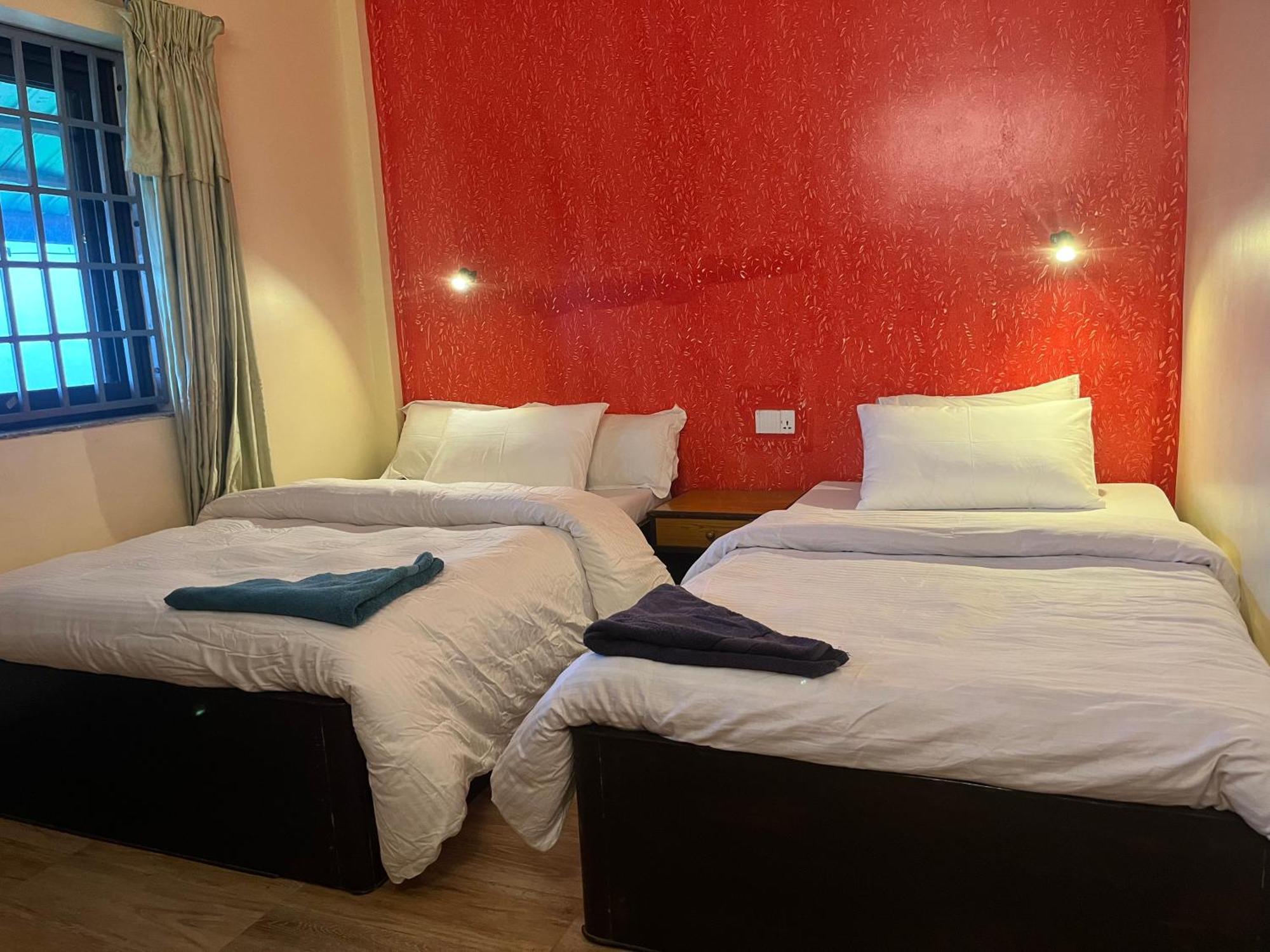 The North Face Inn'S Homestay Pokhara Exteriör bild