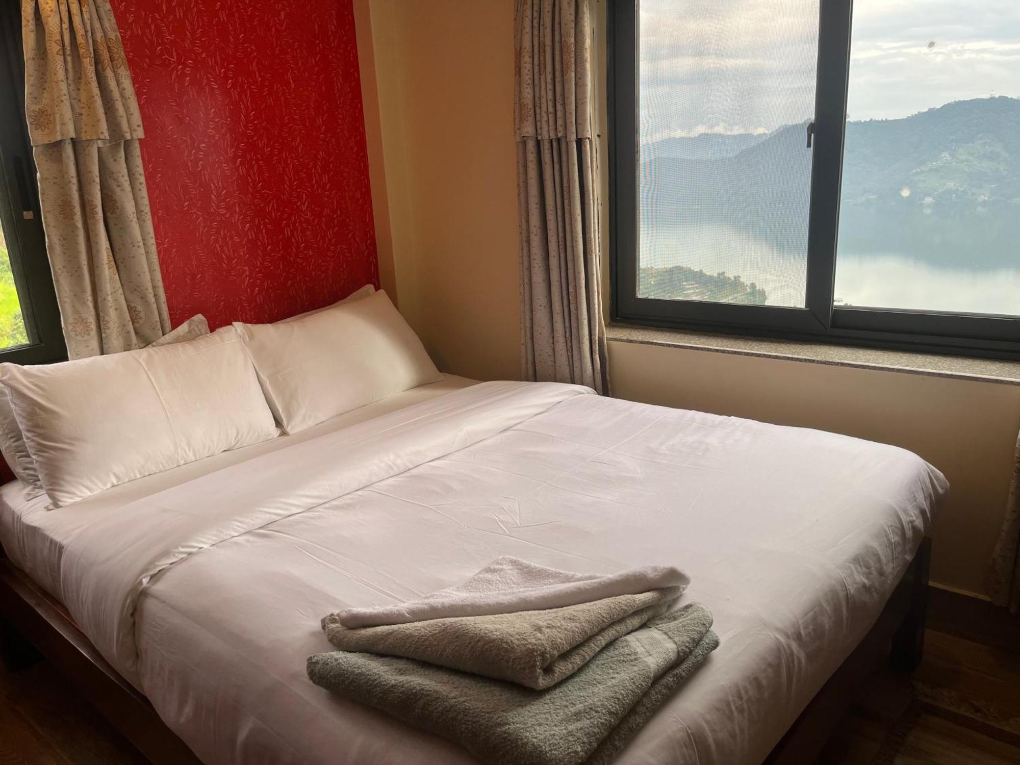 The North Face Inn'S Homestay Pokhara Exteriör bild